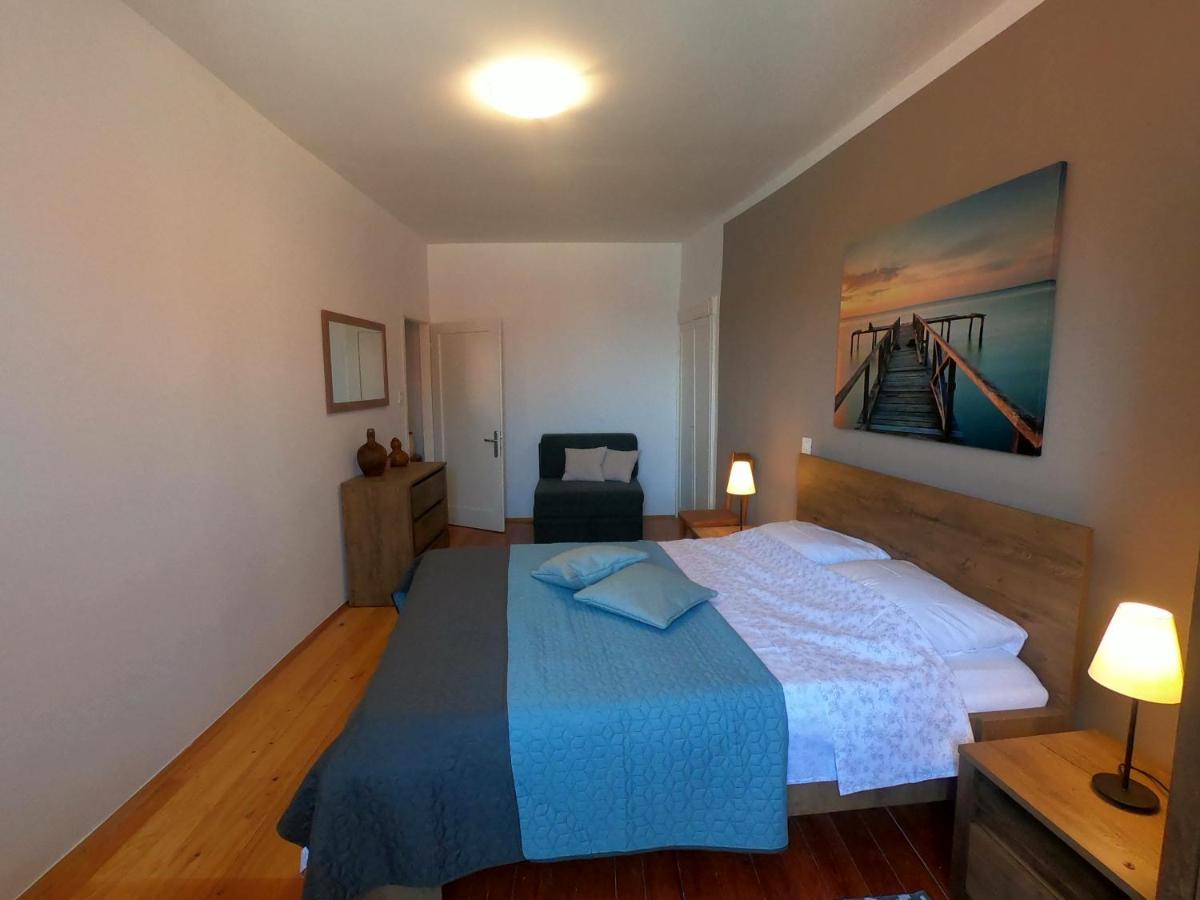 Apartment Dinka Baska  Bagian luar foto
