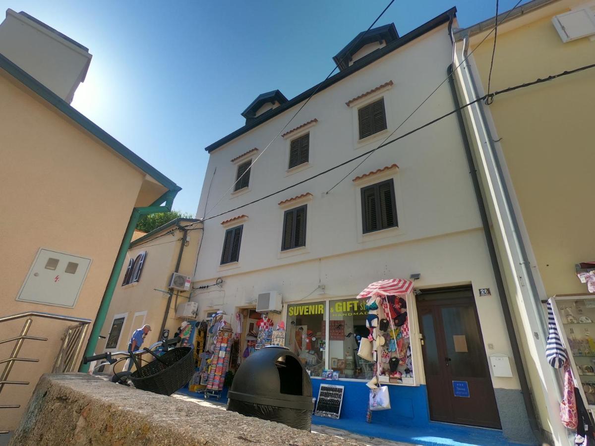 Apartment Dinka Baska  Bagian luar foto